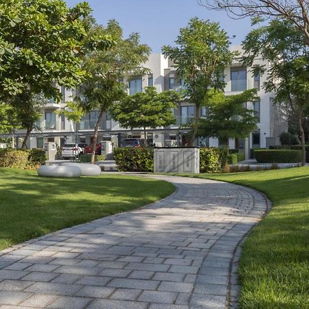 Stay By Latinem Luxury 2Br Holiday Home Cv B609 Near Burj Khalifa Дубай Экстерьер фото